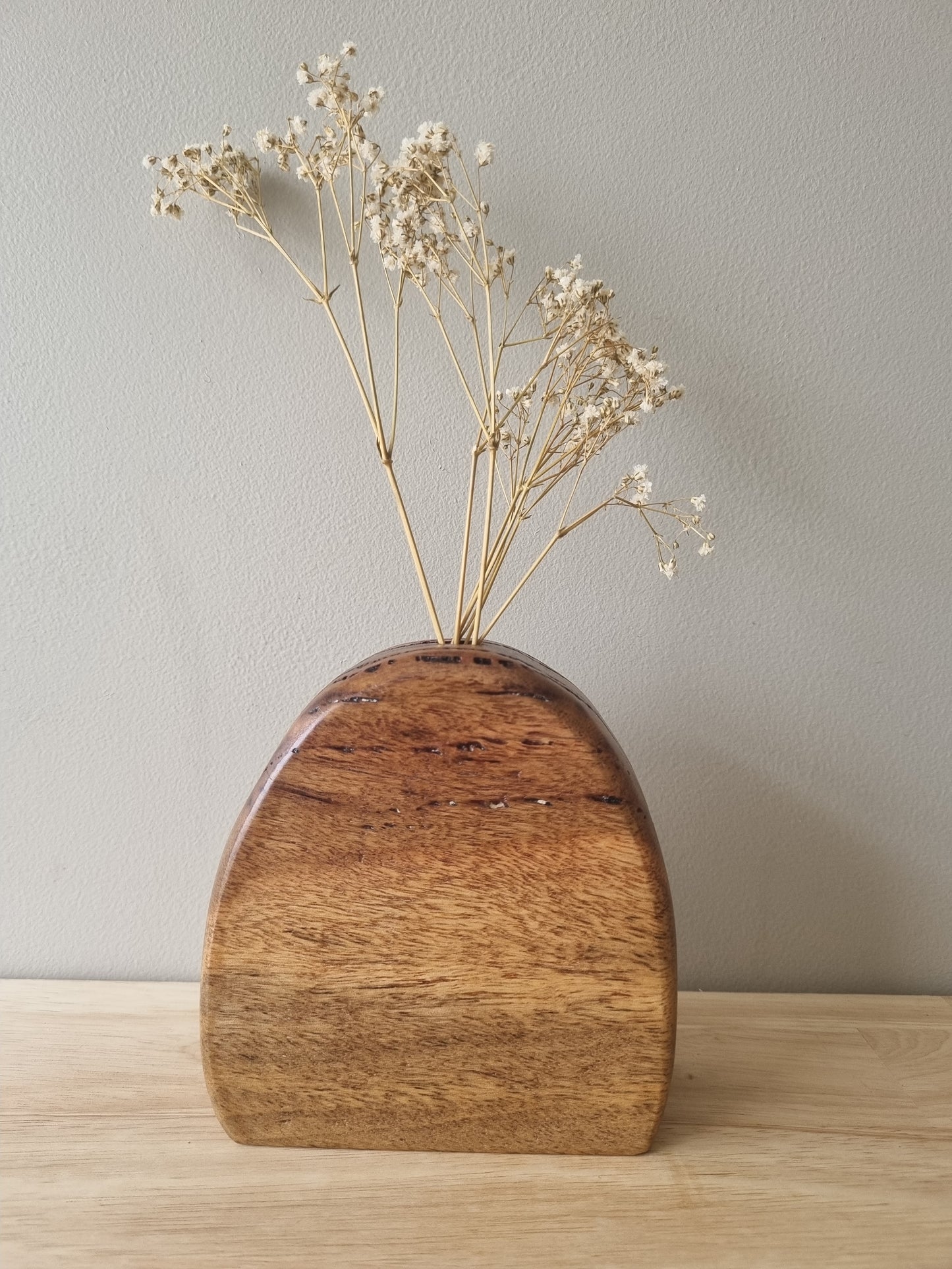 Dried flower vase