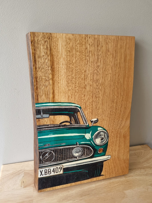 Wooden artwork: Vintage car